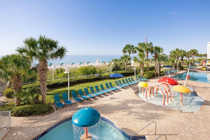 Hampton Inn & Suites Myrtle Beach / Oceanfront