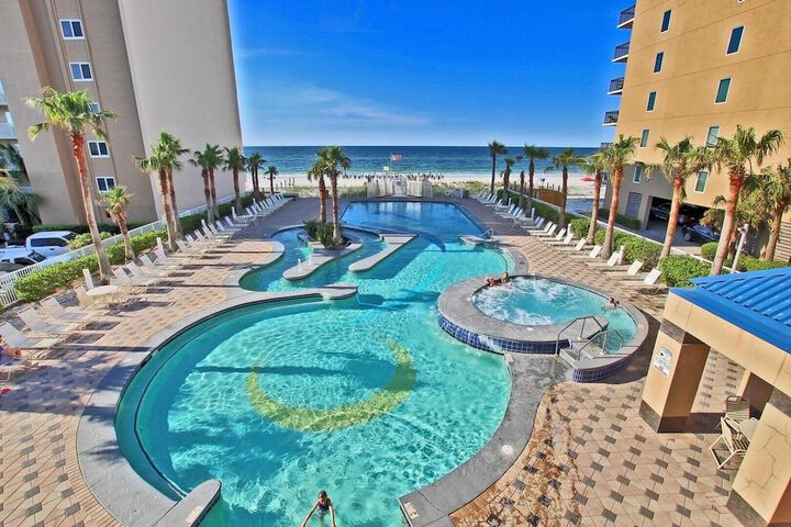 Pool 30 of 106