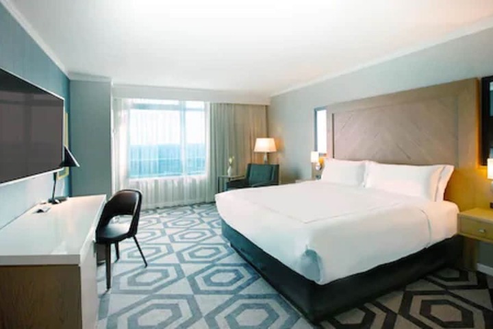 Room 21 of 44