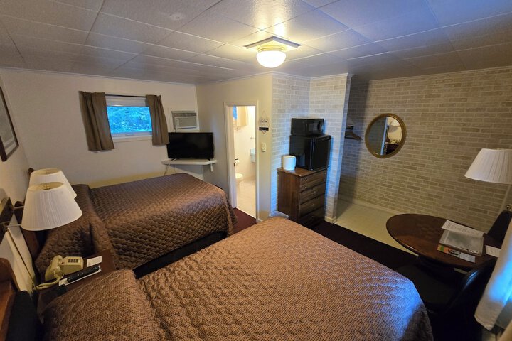 Lake View Motel