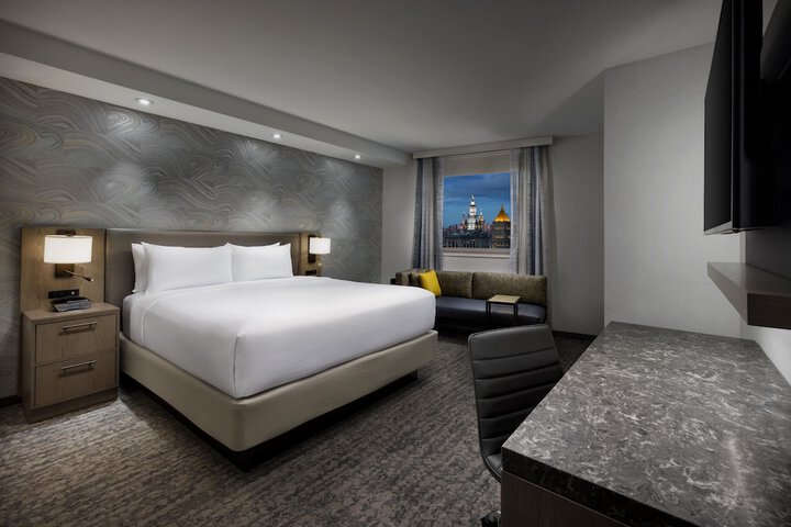 Room 20 of 28