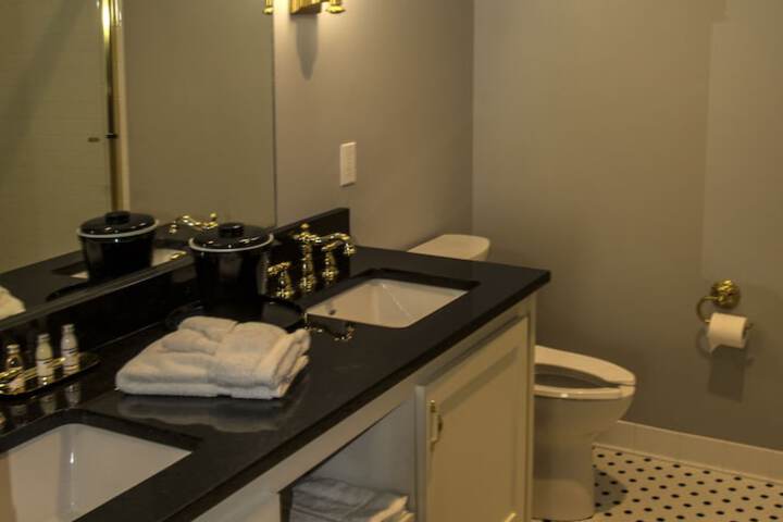 Room 25 of 45
