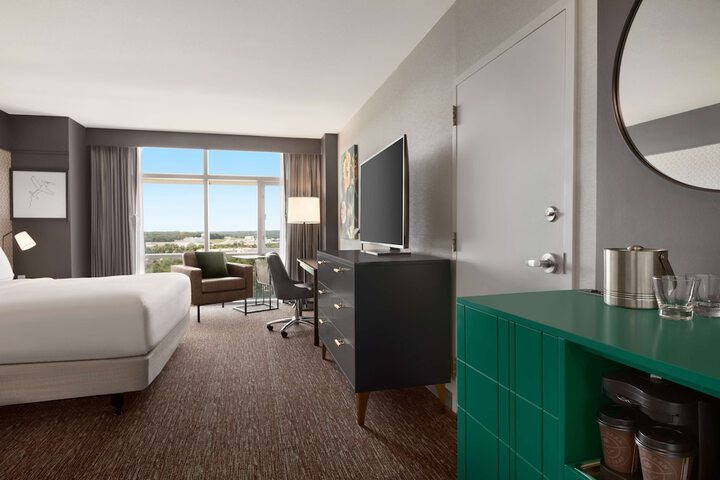 Room 9 of 73