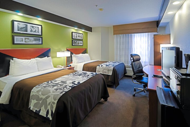 Room 14 of 42