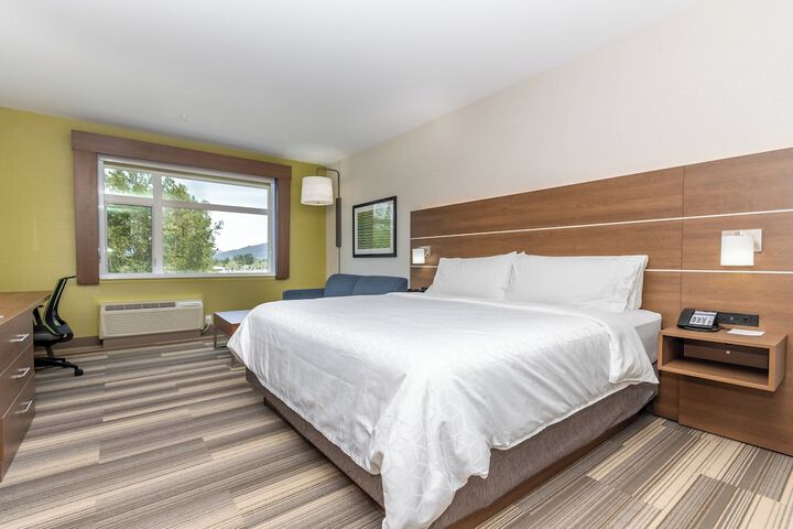 Holiday Inn Express & Suites Chilliwack East by IHG