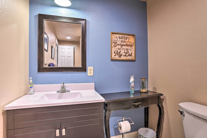Centrally Located Sturgis Apt on Main St. w / Garage