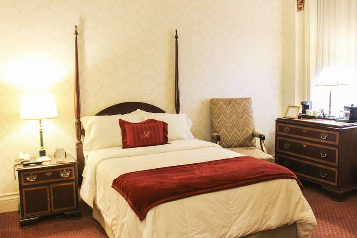 Room 19 of 55