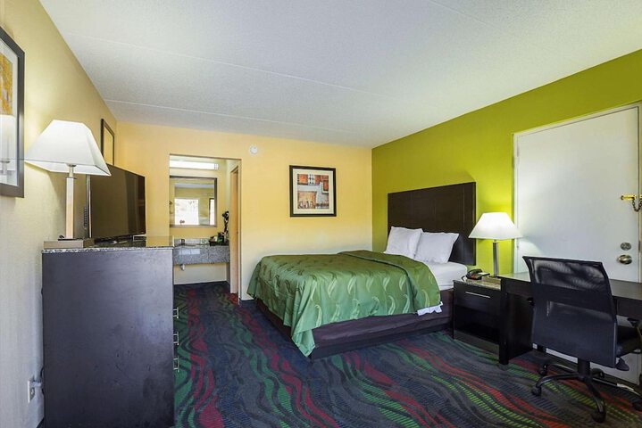 Room 29 of 36