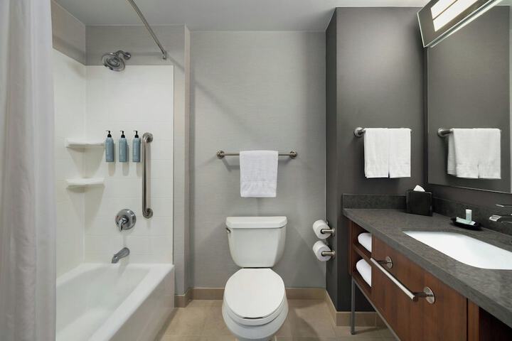 Courtyard by Marriott San Jose Campbell