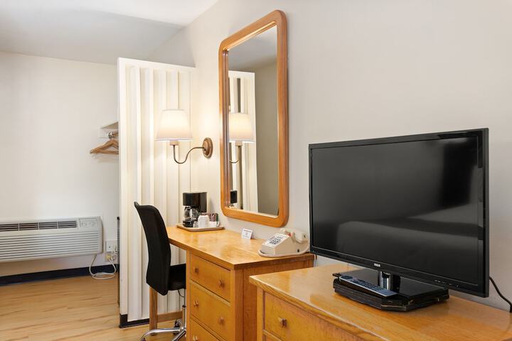 Room 48 of 75