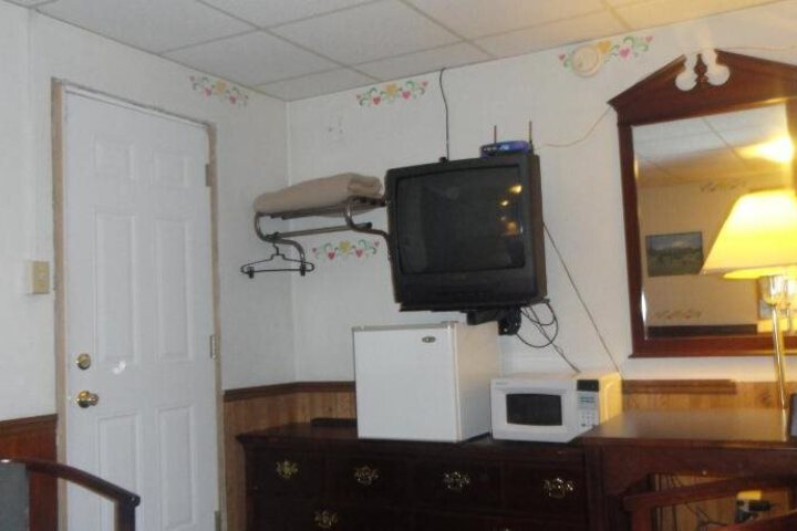 BUDGET INN SOMERSET