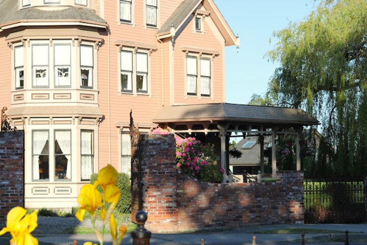 The Adams Pragge House