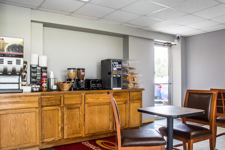 Econo Lodge Brockport