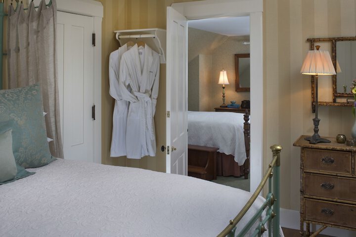 Room 30 of 59