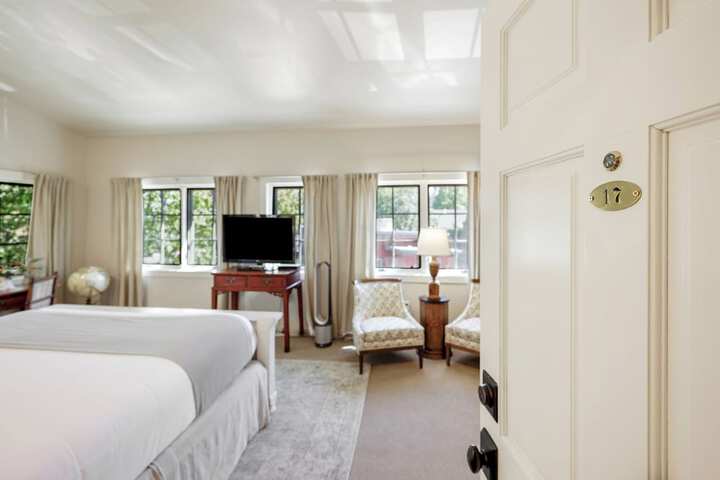 McCully House Inn