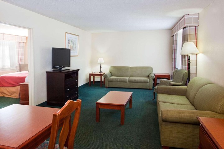 Room 7 of 21