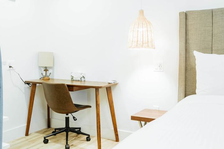 Room 12 of 67