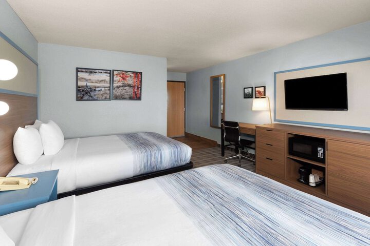AmericInn by Wyndham Oscoda Near AuSable River
