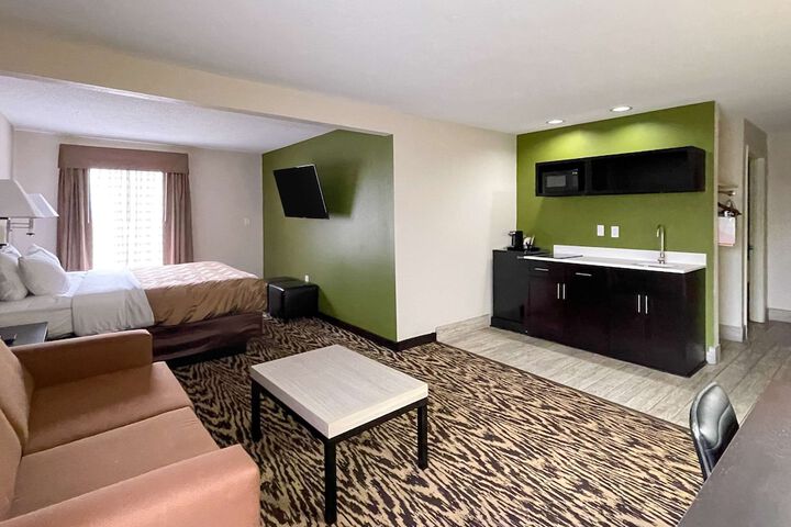 Room 16 of 23