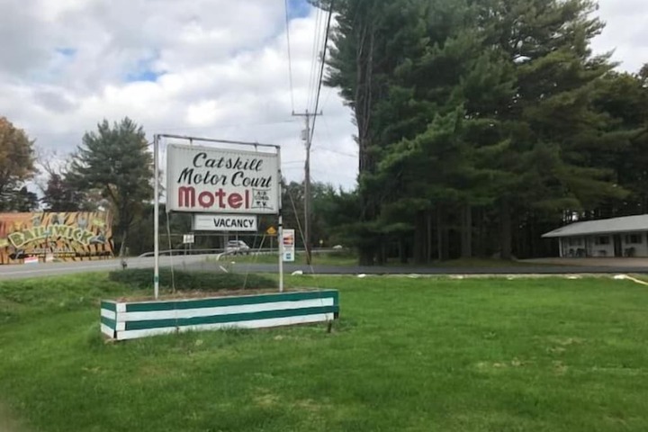 Catskill Motor Court Motel