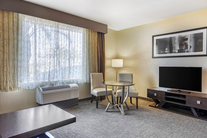 Room 15 of 51
