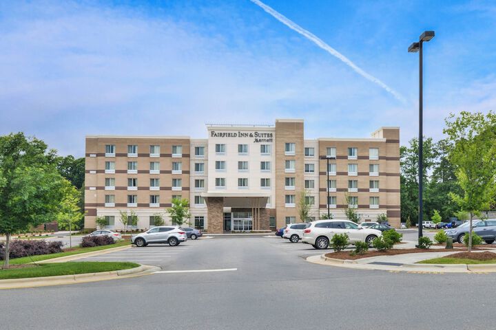 Hotel 2 of 39