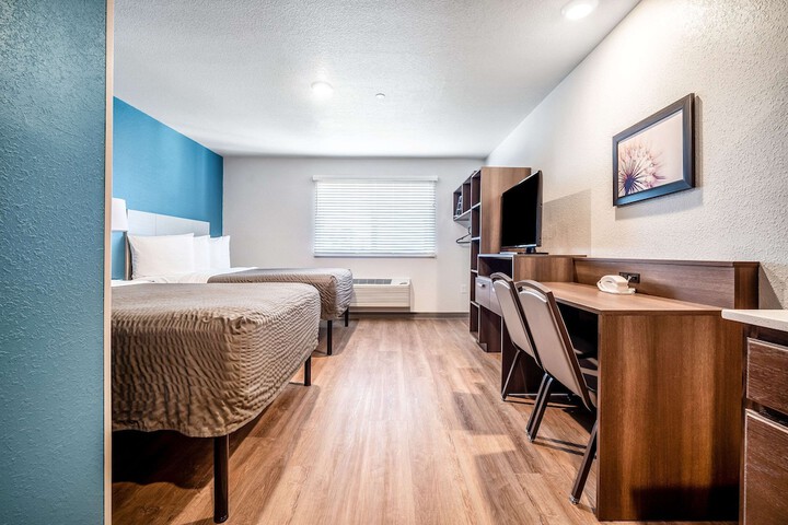 Room 42 of 48