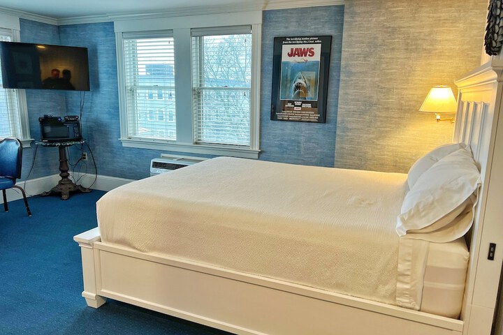 Room 43 of 58