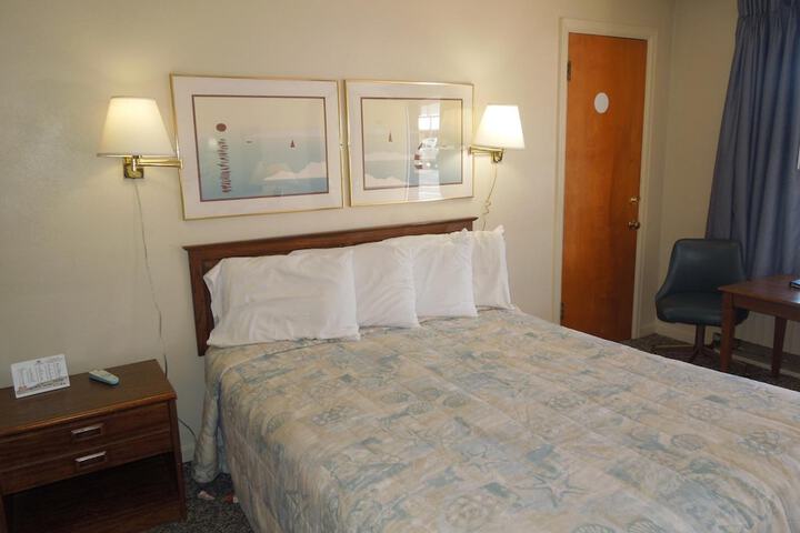 Room 15 of 63