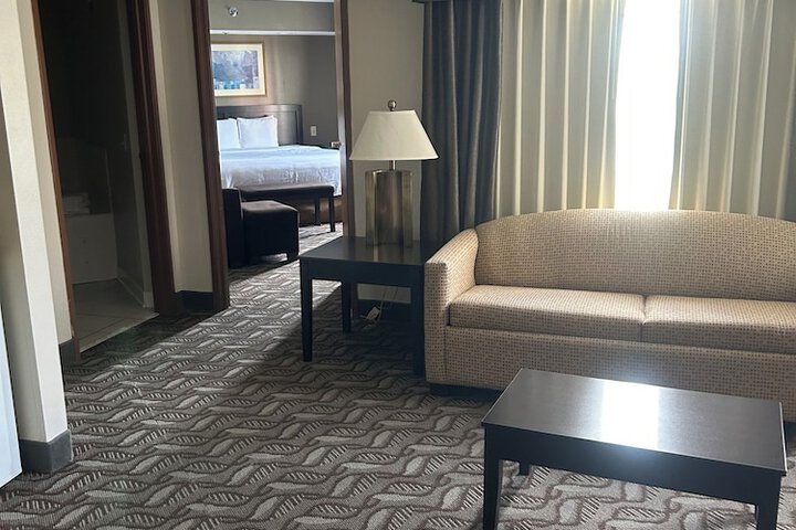 Room 28 of 52