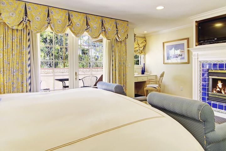 Room 14 of 71