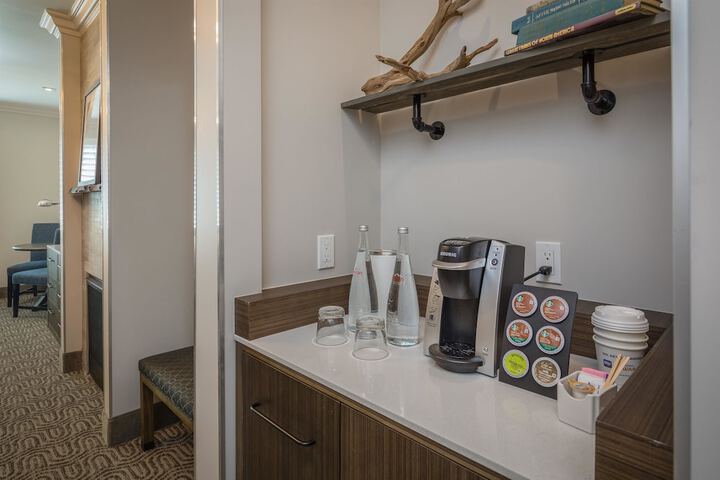 Room 4 of 29