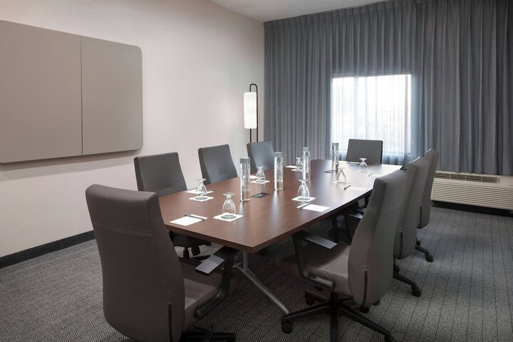 Courtyard by Marriott Farmington