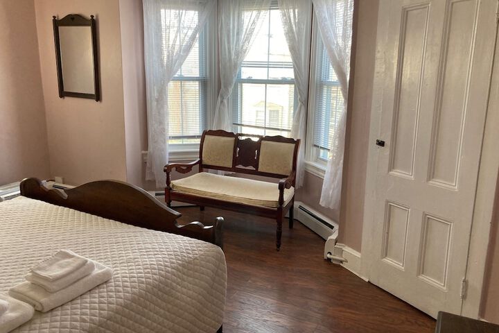 Room 26 of 53