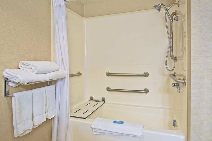 Holiday Inn Express Hotel & Suites Pittsburgh West Mifflin by IHG