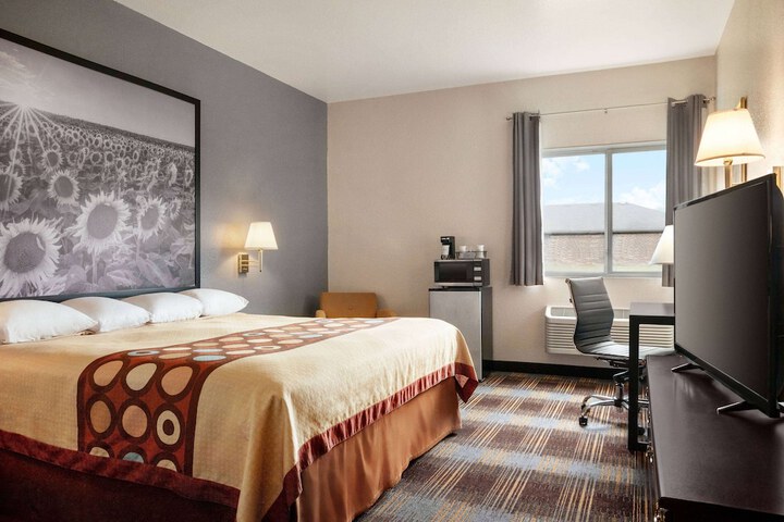 Room 20 of 26