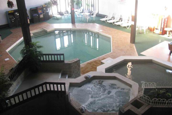 Pool 2 of 21