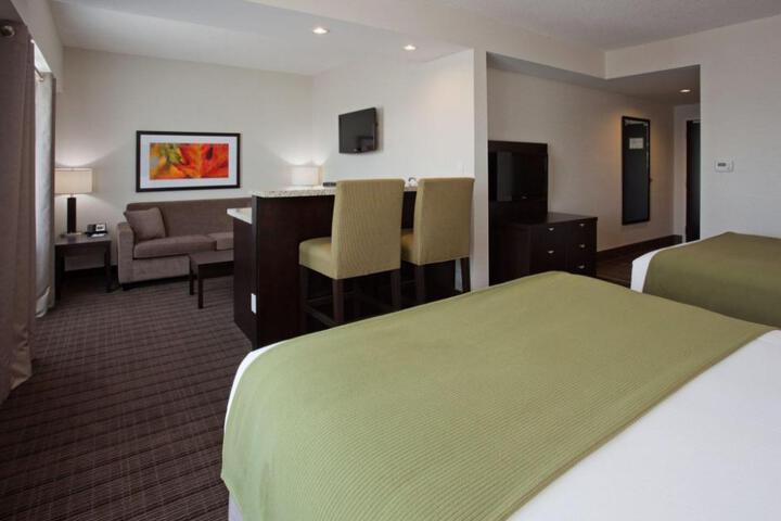Holiday Inn Express & Suites New Liskeard by IHG