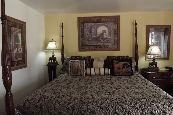 Room 50 of 175