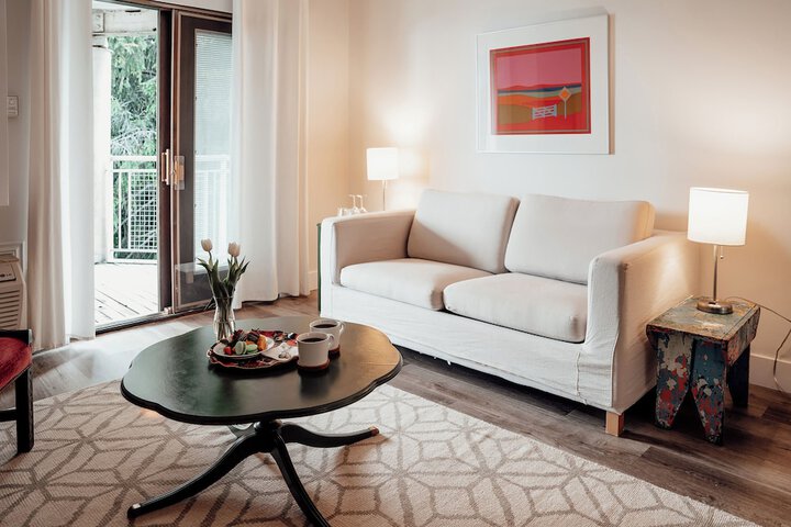 Room 43 of 52