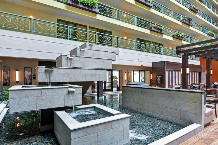 Embassy Suites by Hilton Minneapolis Airport