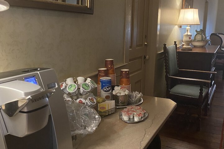 Breakfast/Coffee Service 127 of 138