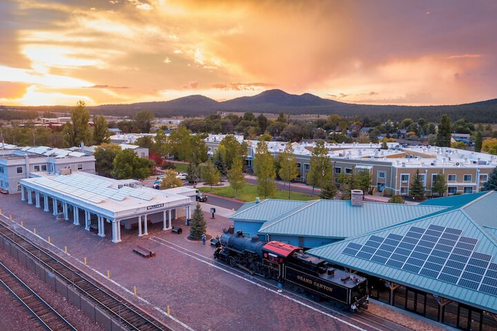 Grand Canyon Railway Hotel