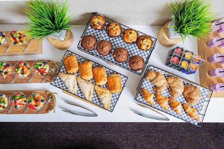 Holiday Inn Toronto - Intl Airport by IHG
