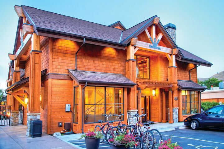Hotel 7 of 22