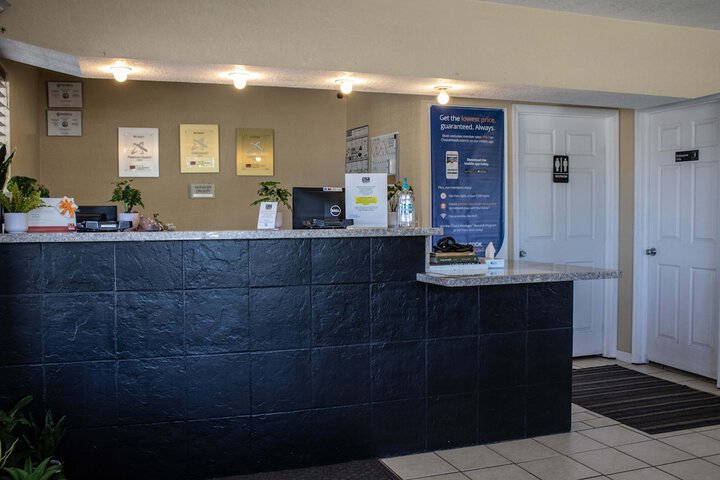 Econo Lodge I-40 exit 286 Holbrook