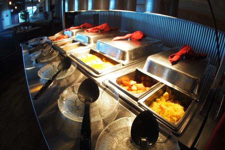 Dining 43 of 88