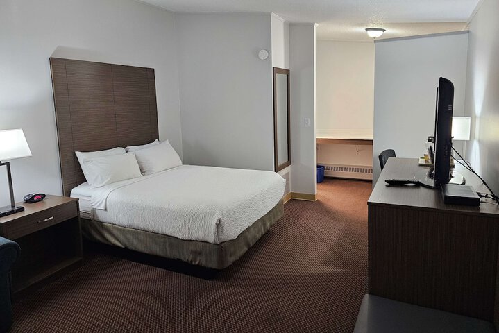 Room 7 of 27