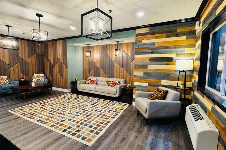 Blaine Town Inn & Suites