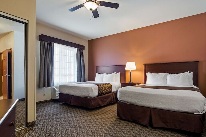 Room 14 of 24